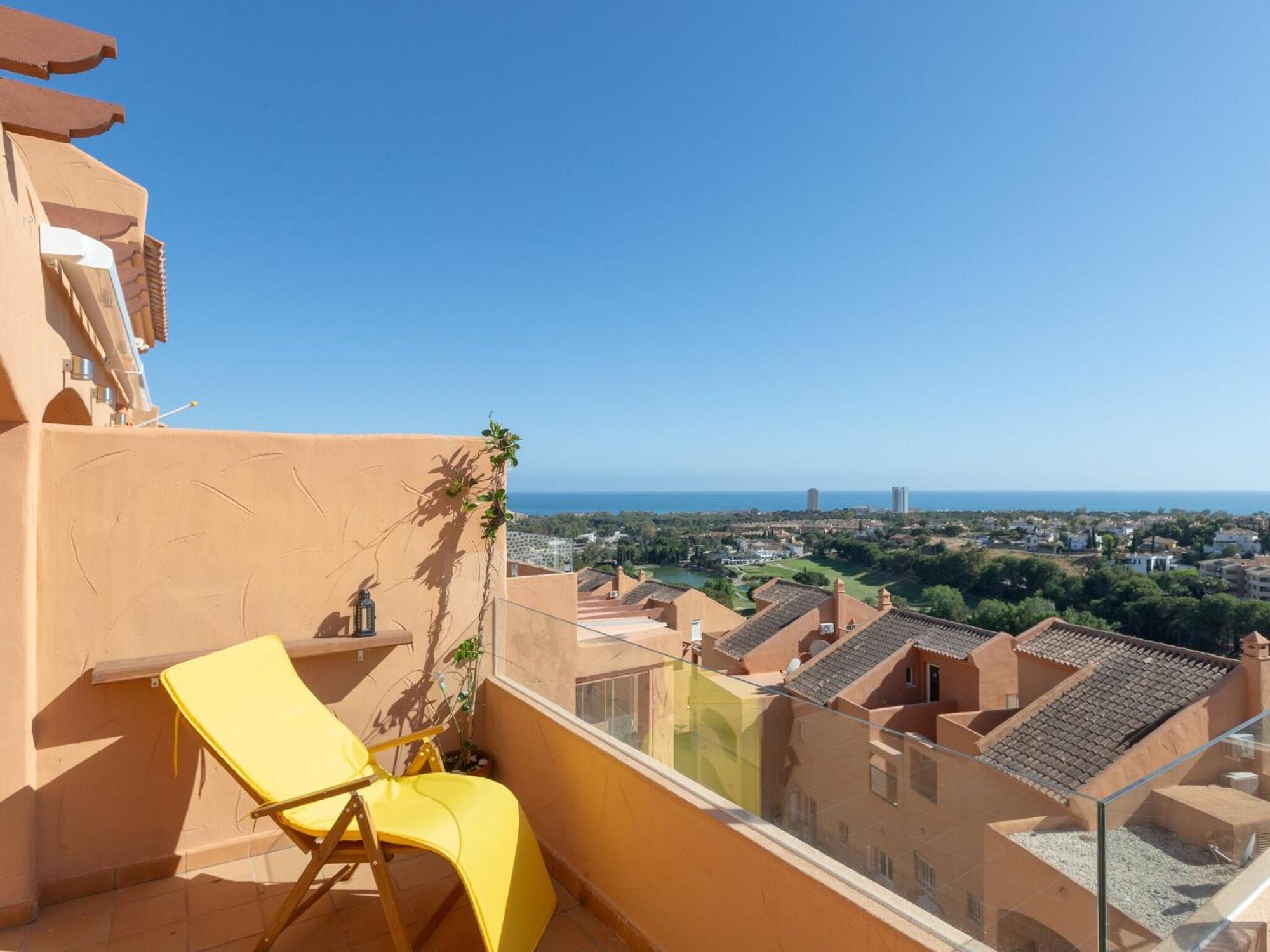 Lagos - In Free Wifi Holiday home *