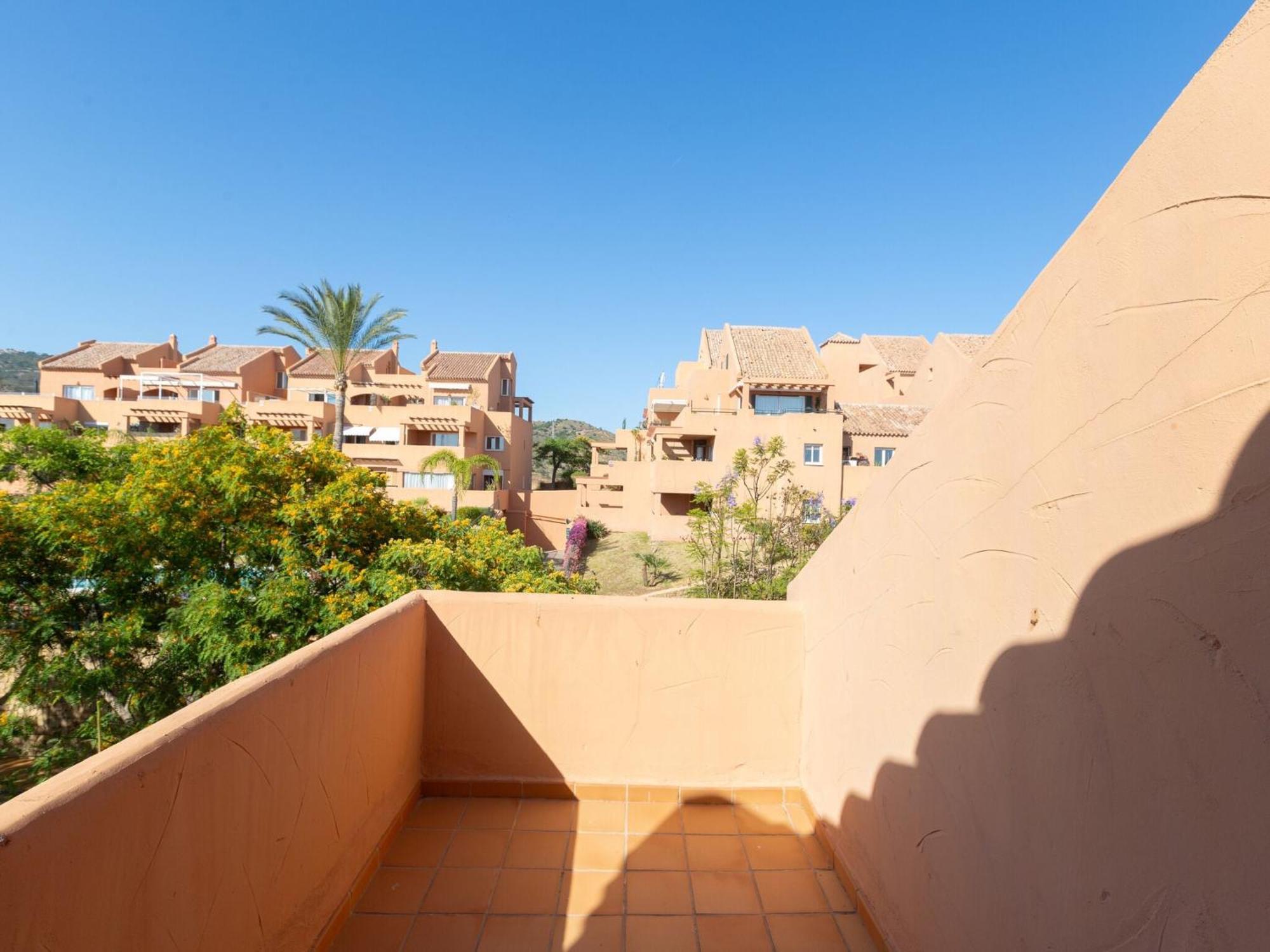 Lagos - In Free Wifi Holiday home *